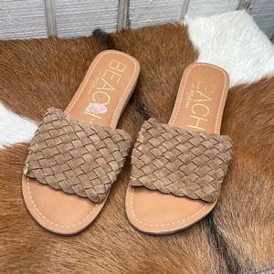 BEACH by Matisse sandals cream color